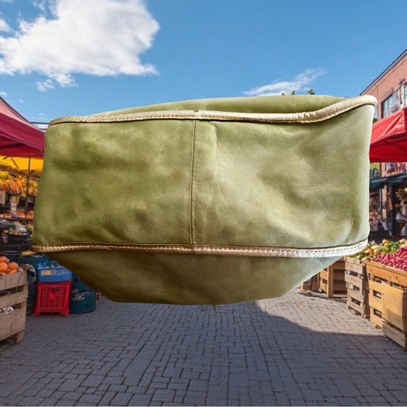 Italian Roberta Gandalfi Green/Gold Leather Handbag - Picture 2 of 8